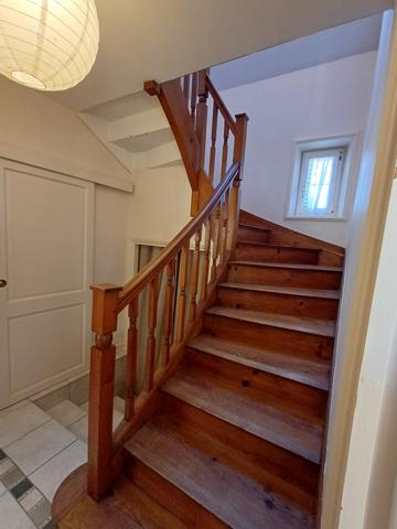 Morlaix (29600) Morlaix, parc du Château et collège, maison 3 chambres avec garage sur 630m2 de terrain.