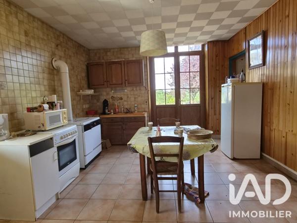 Maison à vendre 6 pièces 193 m² Brioux-sur-Boutonne