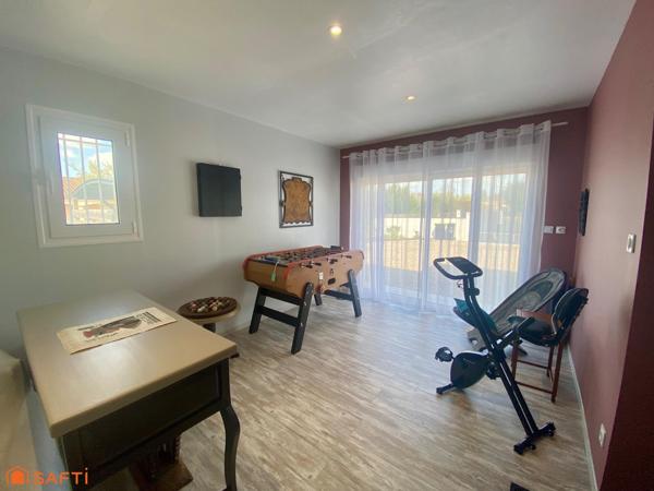 Maison offrant de beaux volumes