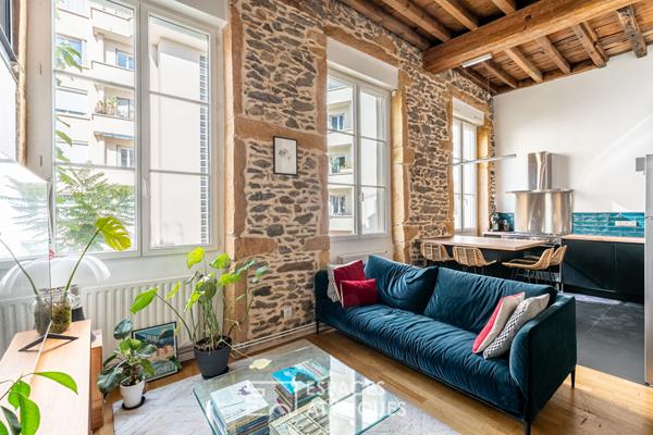 Ancien rénové proche métro Saxe Gambetta