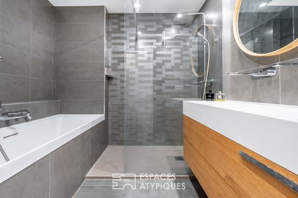 Ancien rénové proche métro Saxe Gambetta