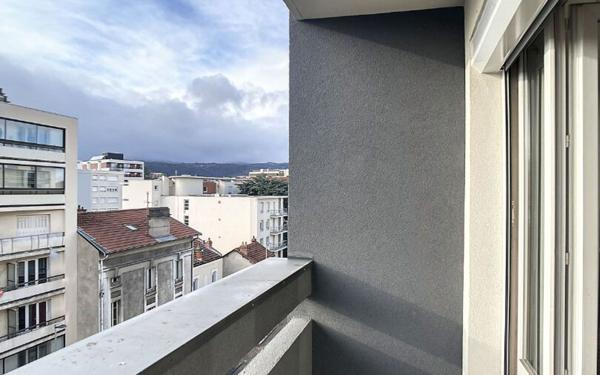 Appartement à louer    1 pièce •  Clermont-Ferrand