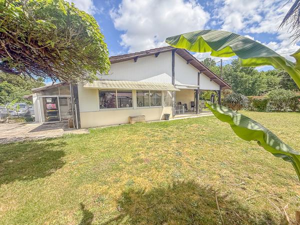 Maison Maison familiale 7 pièces- Saint-médard-en-jalles 133 m²