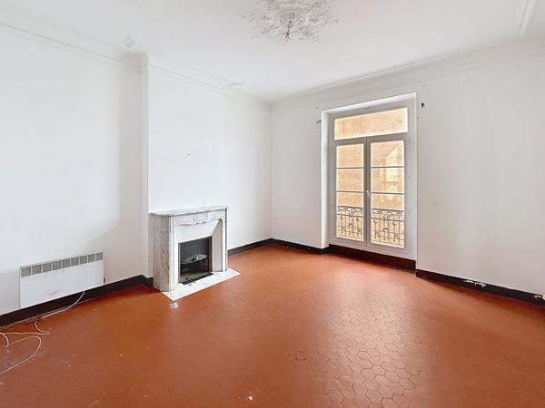 À vendre : Appartement 4 pièces à Toulon, secteur Saint Jean