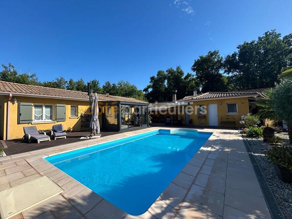 Vente Maison133 m² - 6 Pièces - GRAYAN ET L HOPITAL (33590)