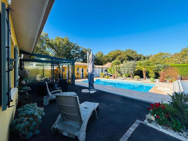 Vente Maison133 m² - 6 Pièces - GRAYAN ET L HOPITAL (33590)