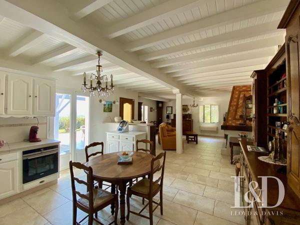 Propriété 6 pièces et dépendance, vue splendide sur les Pyrénées