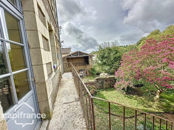 Maison à vendre 9 pièces ()