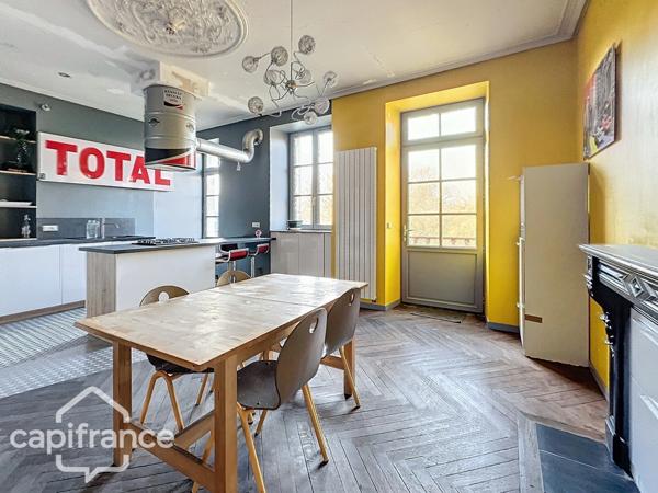 Maison à vendre 9 pièces ()
