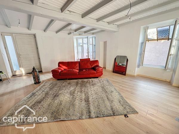 Maison à vendre 9 pièces ()