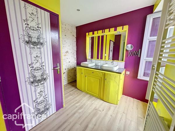 Maison à vendre 9 pièces ()