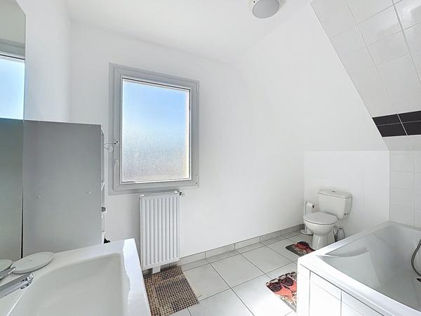 Maison Trelaze 4 pièce(s) 100 m2