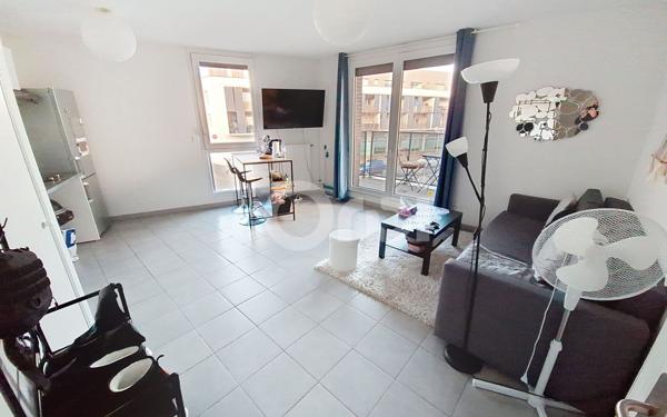 Appartement à vendre    2 pièces • 44 m2 Blagnac
