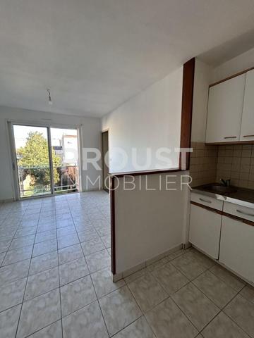 Appartement à vendre à niort quartier dudesclin dans une résidence sécurisée.