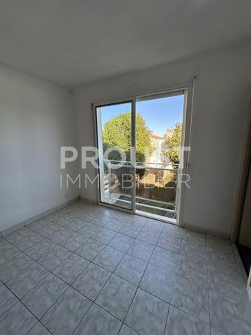 Appartement à vendre à niort quartier dudesclin dans une résidence sécurisée.