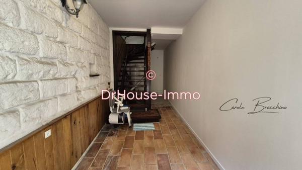 Immeuble à vendre 8 pièces de 180 m²