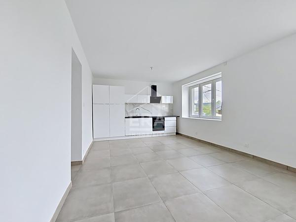 Appartement 2 pièces rénové à Longlaville avec balcon