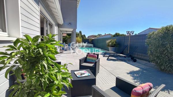 Maison contemporaine avec Dépendance et Piscine - LA TREMBLADE