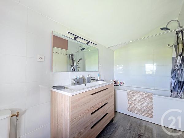 Maison à vendre  4 pièces - 90,20 m2 VARENNES SUR ALLIER - 03