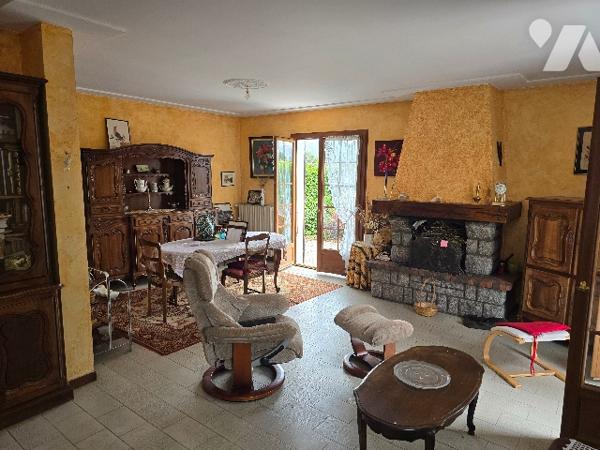 Pavillon de 127 m² sur terrain de 1147 m².