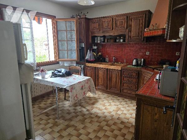 Pavillon de 127 m² sur terrain de 1147 m².