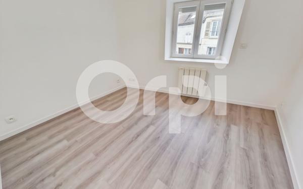 Maison à vendre    3 pièces •  Nanteuil-le-Haudouin