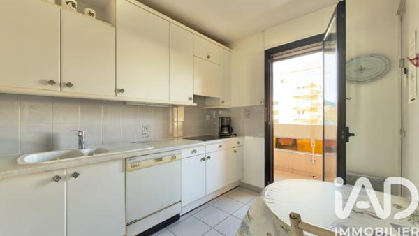 Appartement à vendre 3 pièces 72 m² Hyères