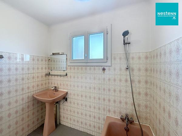 Saint Galmier : Maison 4 pièce(s) 101m2 hab sur 4902 m² de terrain.