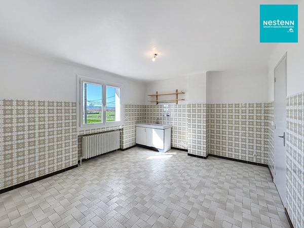 Saint Galmier : Maison 4 pièce(s) 101m2 hab sur 4902 m² de terrain.