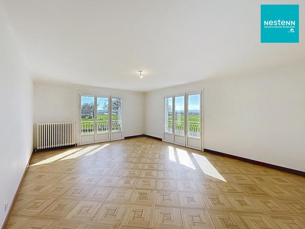 Saint Galmier : Maison 4 pièce(s) 101m2 hab sur 4902 m² de terrain.