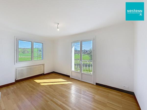 Saint Galmier : Maison 4 pièce(s) 101m2 hab sur 4902 m² de terrain.