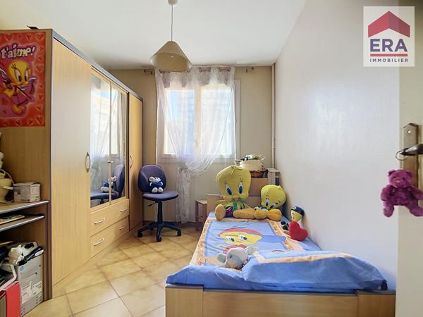 MARSEILLE 13EME - APPARTEMENT T3/4 - TRAVERSANT ET CALME - QUARTIER LA ROSE SAINT JEROME