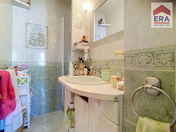 MARSEILLE 13EME - APPARTEMENT T3/4 - TRAVERSANT ET CALME - QUARTIER LA ROSE SAINT JEROME