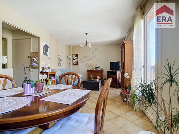 MARSEILLE 13EME - APPARTEMENT T3/4 - TRAVERSANT ET CALME - QUARTIER LA ROSE SAINT JEROME
