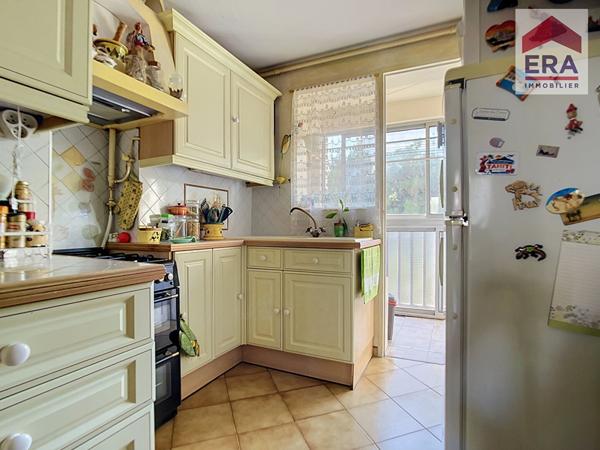 MARSEILLE 13EME - APPARTEMENT T3/4 - TRAVERSANT ET CALME - QUARTIER LA ROSE SAINT JEROME