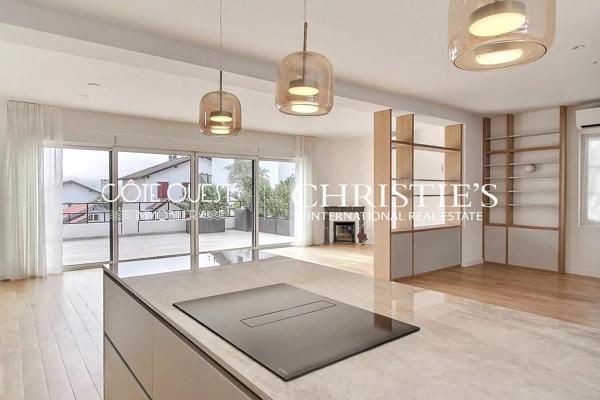 À vendre Saint-Jean-de-Luz – Maison rénovée de 200 m² avec piscine