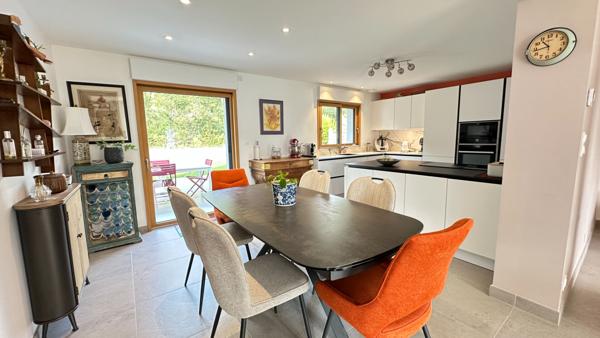 Fouesnant, Beg-Meil , Maison 5 chambres, rénovée , plages à pied !