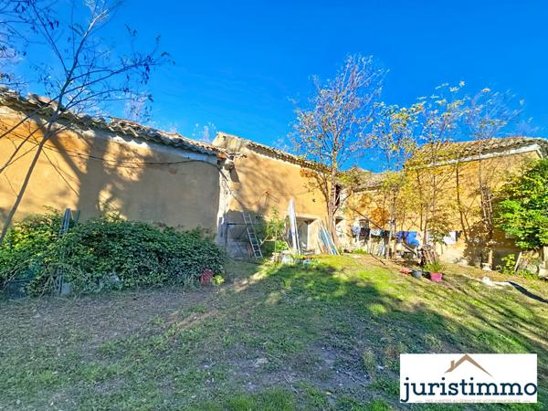 Cairanne (84290) Authentique bâtisse de 1880 avec vue dominante et potentiel exceptionnel