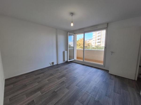 Appartement T1 à louer - 28 m² (réf : 541421)