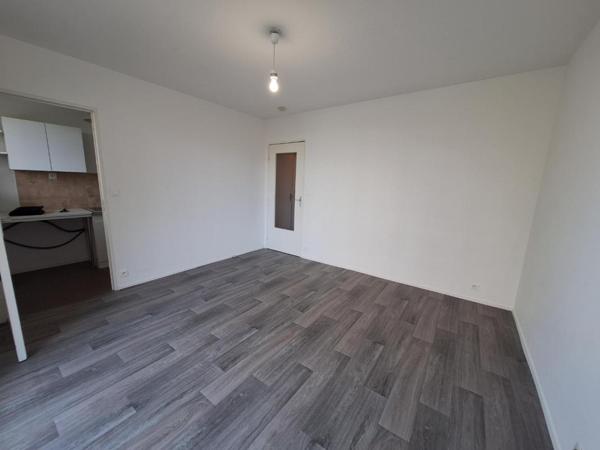 Appartement T1 à louer - 28 m² (réf : 541421)
