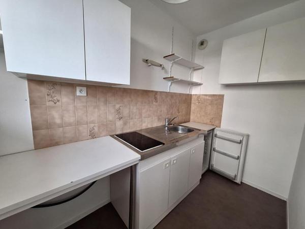 Appartement T1 à louer - 28 m² (réf : 541421)