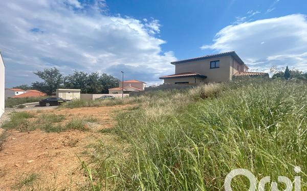 Terrain à vendre    Thuir