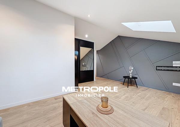 Appartement 3 pièce(s) 2 chambre(s) 118 m²