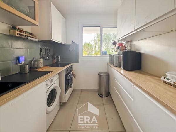 Charmant T2 refait à neuf ? Hyper centre de Pessac ? 52 m² avec balcon