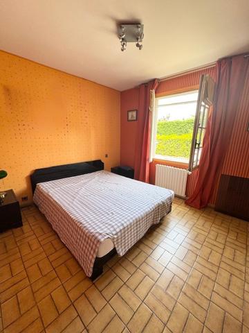 Grande maison avec beau terain et piscine. Bram (11150)