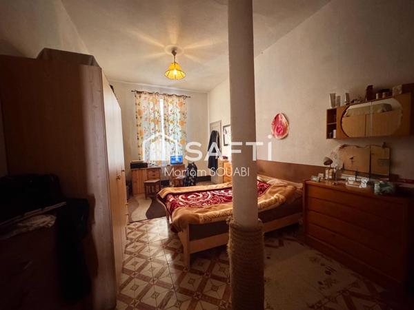 Immeuble 750m2, garage 250m2