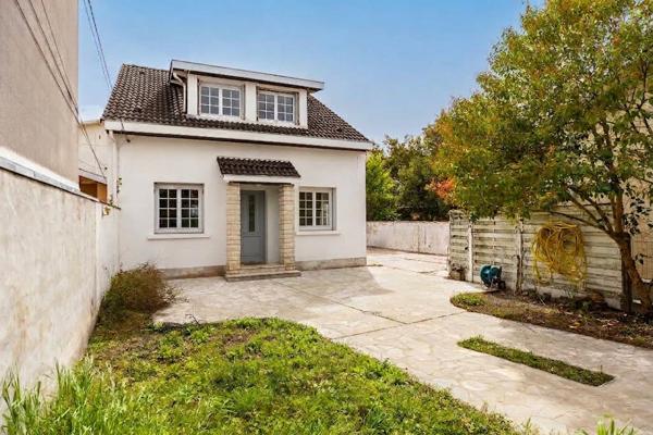 Maison familiale 160 m²/5 pièces - Garage - Parcelle 380m² - DPE A