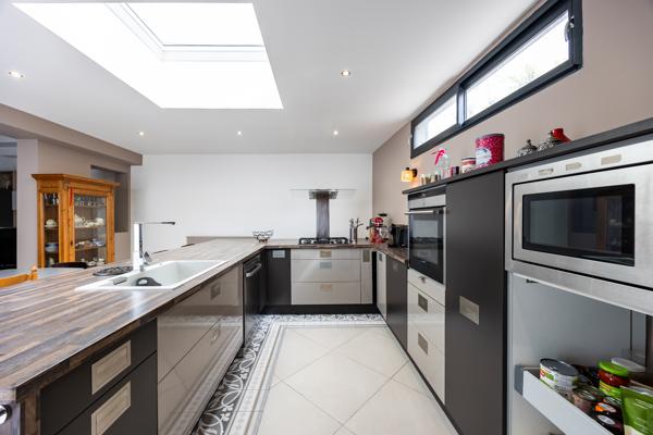 Maison familiale 160 m²/5 pièces - Garage - Parcelle 380m² - DPE A