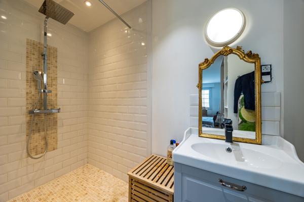 Maison familiale 160 m²/5 pièces - Garage - Parcelle 380m² - DPE A