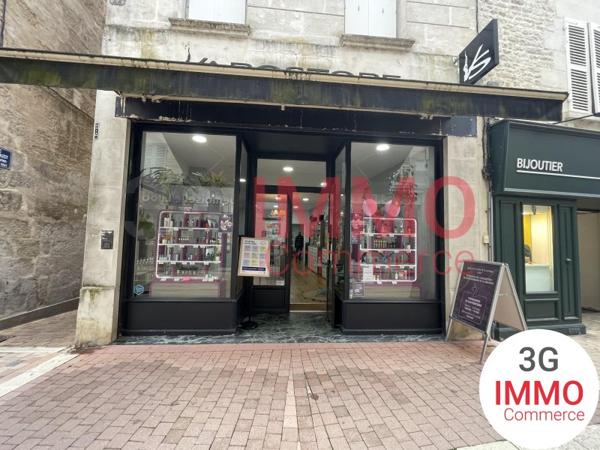Location / Local Commercial à Niort (79000)